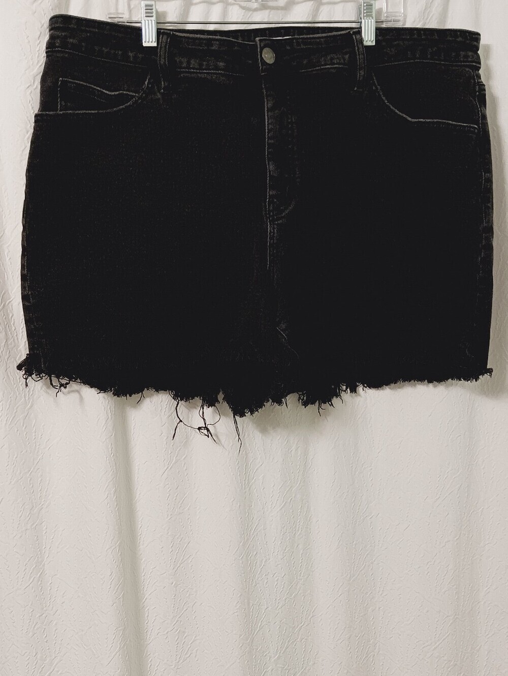Ava Viv Cut Off ShortHigh Rise Heavy Fray Size 20